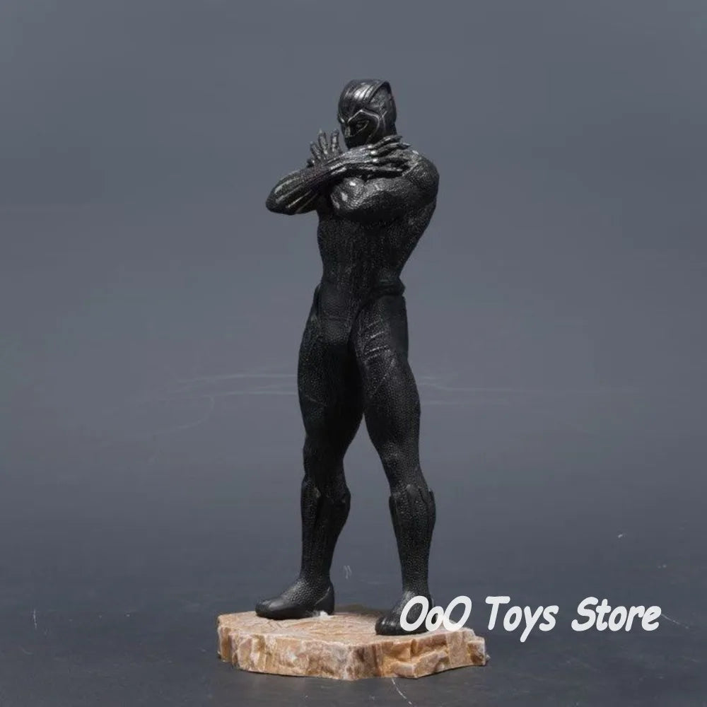 Statua Avengers Black Panther - Collezione in PVC 23cm