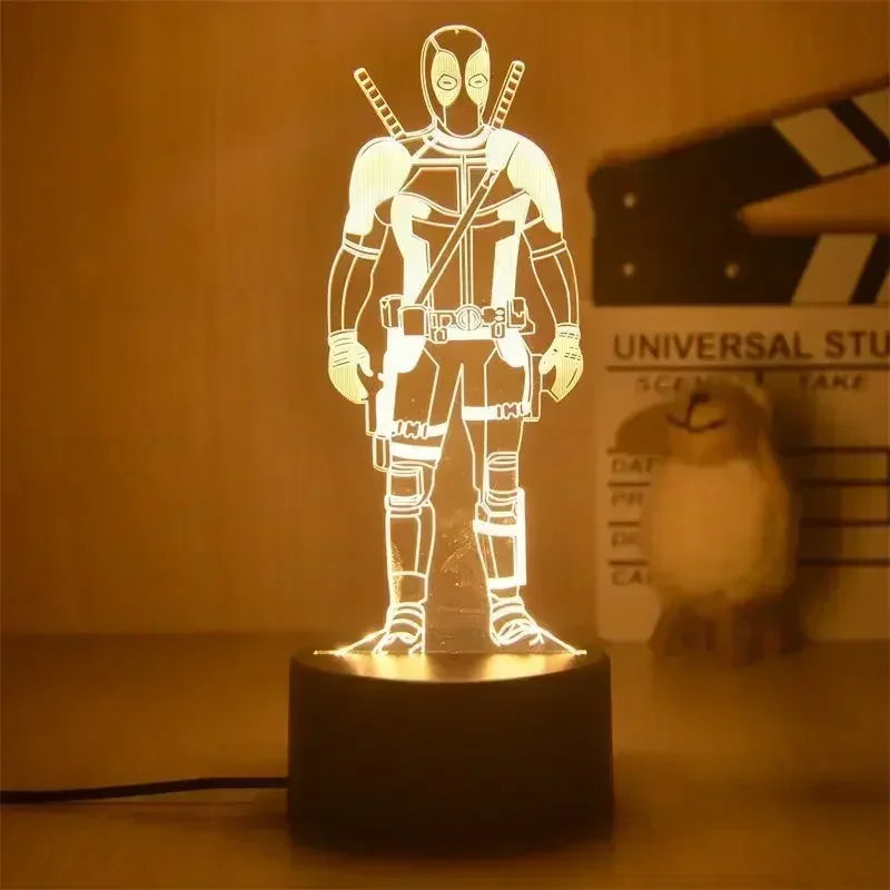 Lampada LED Avengers Deadpool - In piedi, 3D 18cm