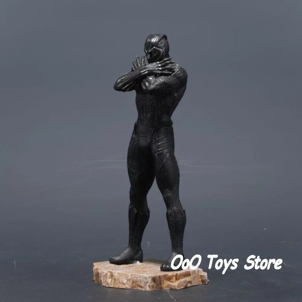 Statua Avengers Black Panther - Collezione in PVC 23cm