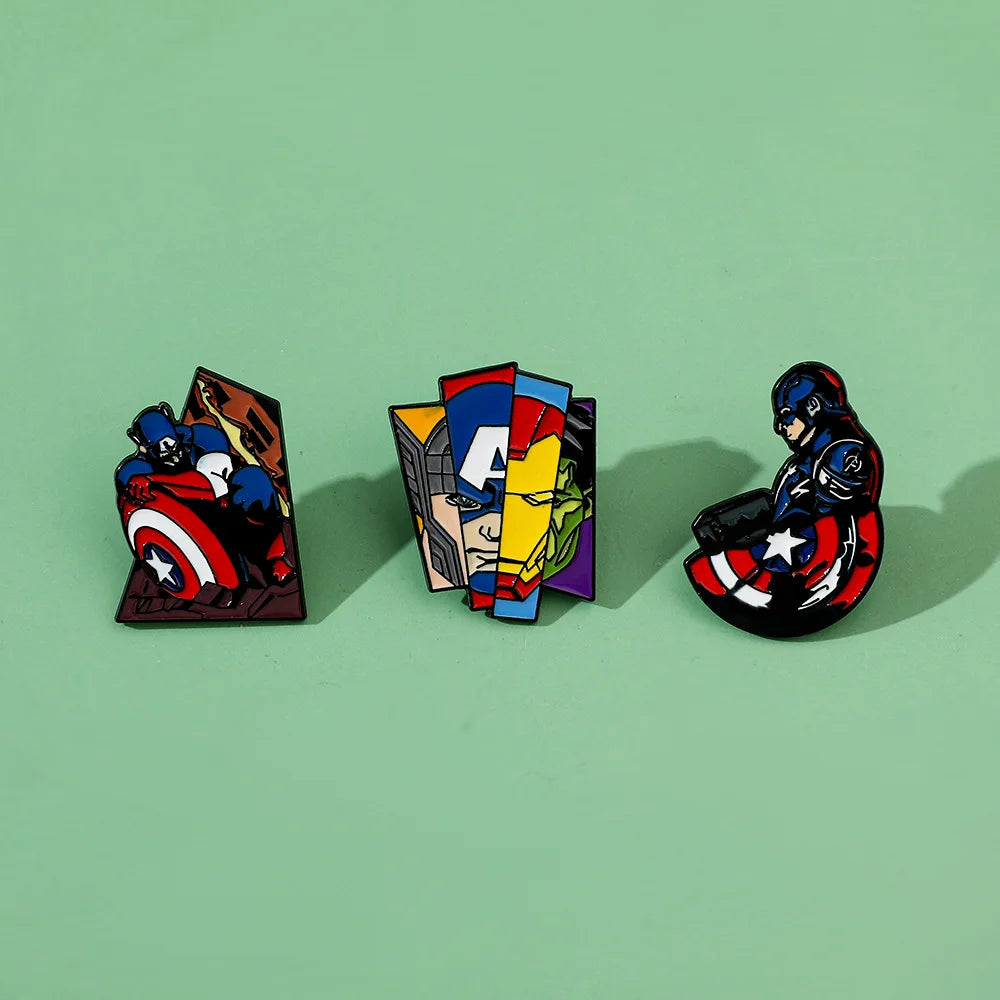 Badge Avengers Captain America - Pin's Scène Combat