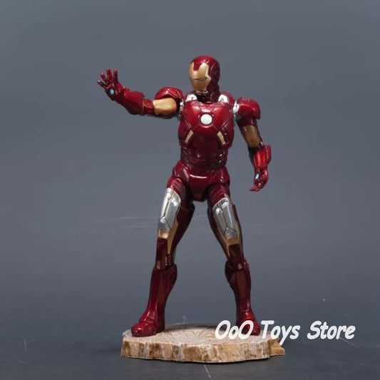 Statue Avengers Iron Man - Édition Deluxe PVC 23cm