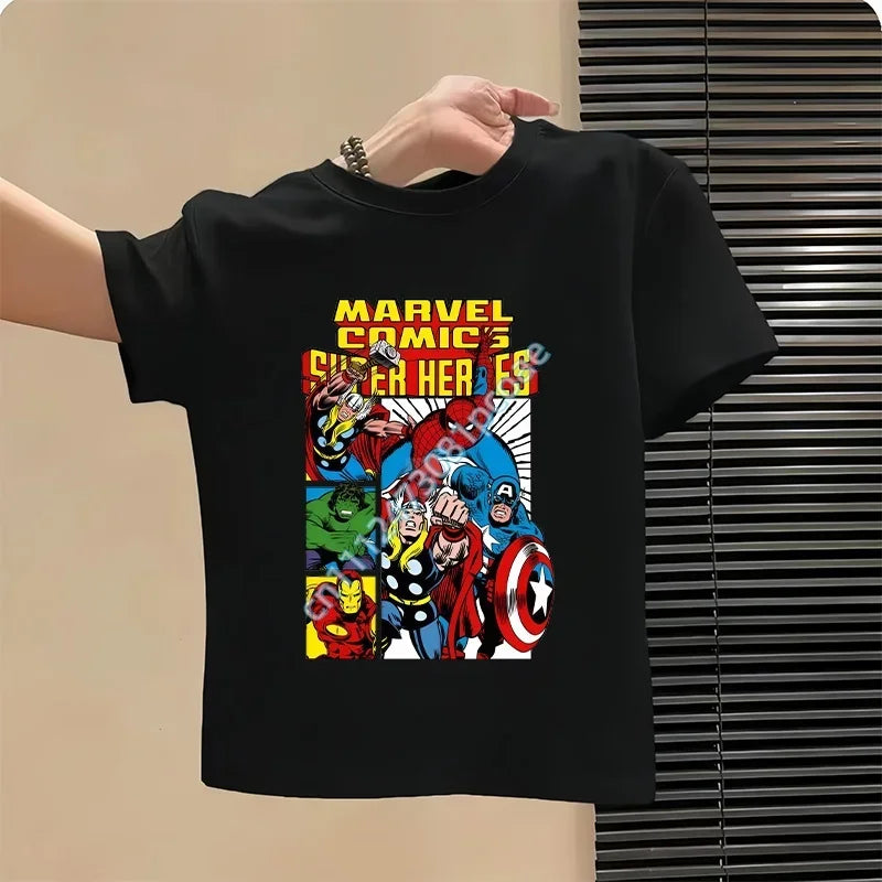 T-shirt per bambini Avengers - Design squadra d'azione Nera